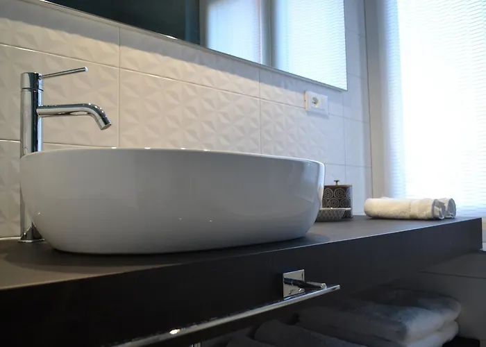 Miachi 4* Μοντερόσο αλ Μάρε